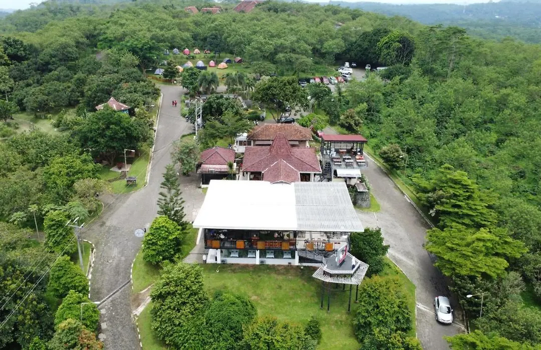 Banaran 9 Resort Hotel-1